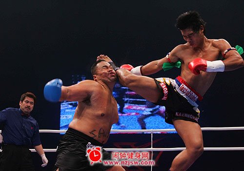 亚披勒．宝希兰：泰国拳王，远东国际拳击冠军