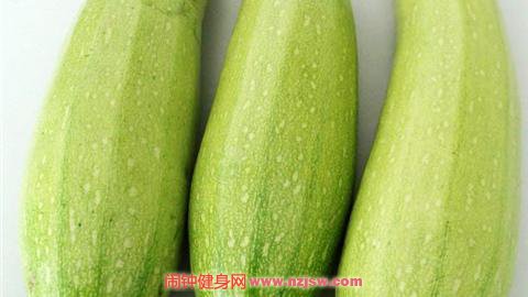 菜瓜不能和什么一起吃